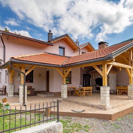 Amazing Home In Vrzici With Jacuzzi Zewnętrze zdjęcie