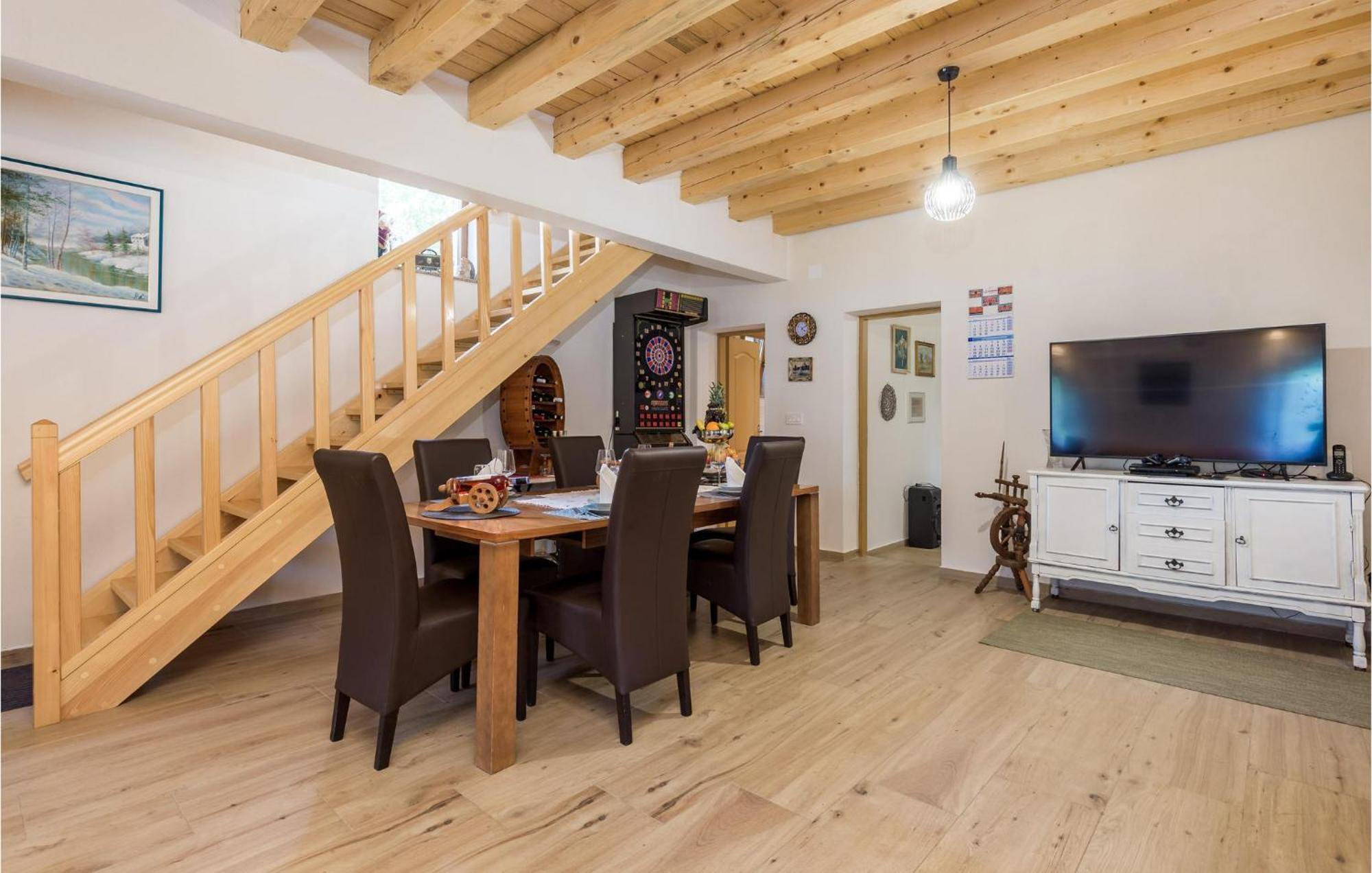 Amazing Home In Vrzici With Jacuzzi Zewnętrze zdjęcie