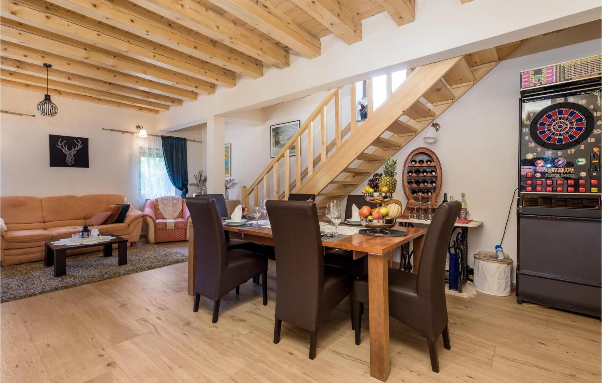 Amazing Home In Vrzici With Jacuzzi Zewnętrze zdjęcie